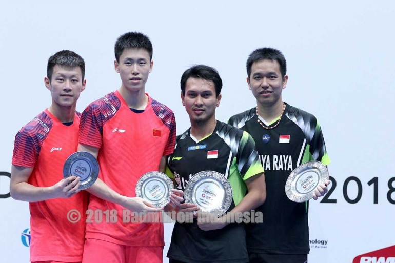 Daddies dengan gelar juara Singapore Open 2018/Foto dari @INABadminton