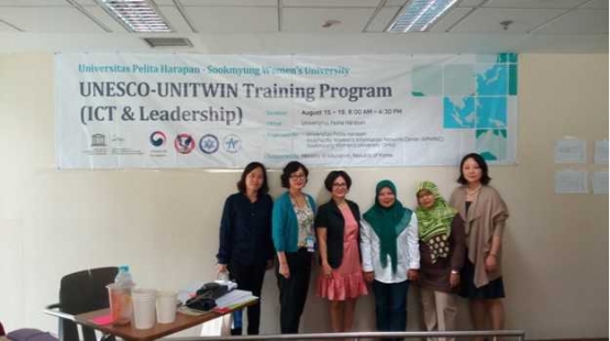 UNESCO-UNITWIN Speaker|Dokumentasi pribadi