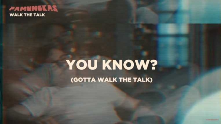 tangkapan layar dari Video Klip Walk The Talk - Pamungkas