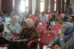 Salah satu suasana seminar etika belum lama ini di Fakultas Filsafat UGM. Foto: Dokumentasi Hidesi 2018.