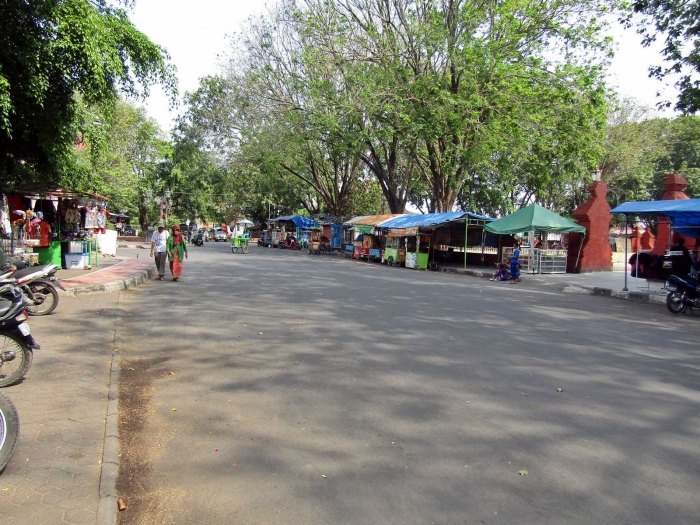 lapangan keraton kasepuhan lapangan keraton kasepuhan