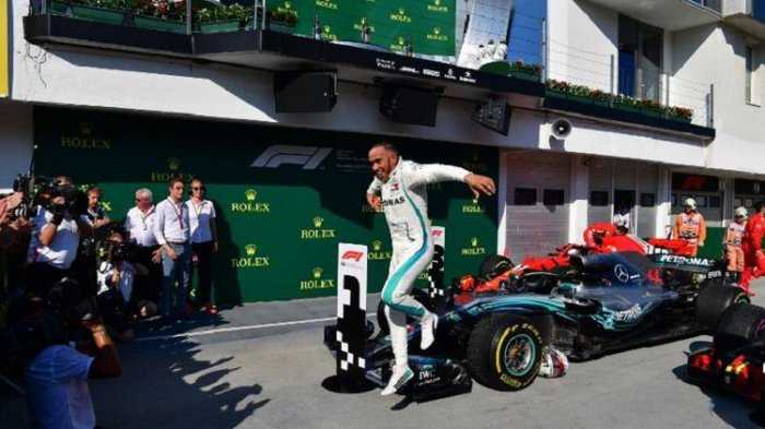 Lewis Hamilton menjuarai GP Hungaria (Sumber, manado.tribunnews.com)