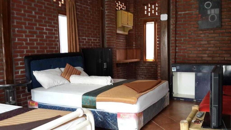 Bantal Guling Villa | Lembang