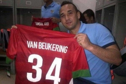Jhonny van Beukering, striker timnas Indonesia di Piala AFF 2012. FOTO: Indosport.com