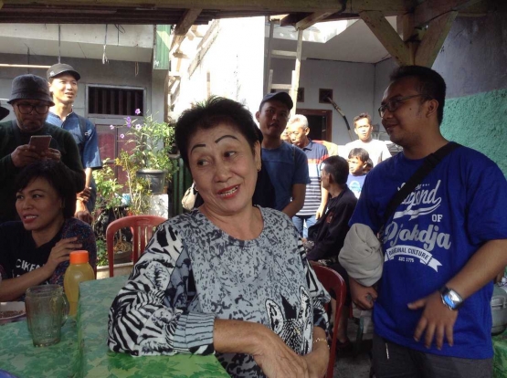 Ci Elis berusaha melestarikan Bubur Ase, masakan khas Betawi. (foto dokumentasi pribadi)