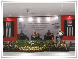 Dari kiri Nino Oktorino, Susanto Zuhdi, Jajat Burhanuddin, dan I Ketut Surajaya (Dokumentasi pribadi)
