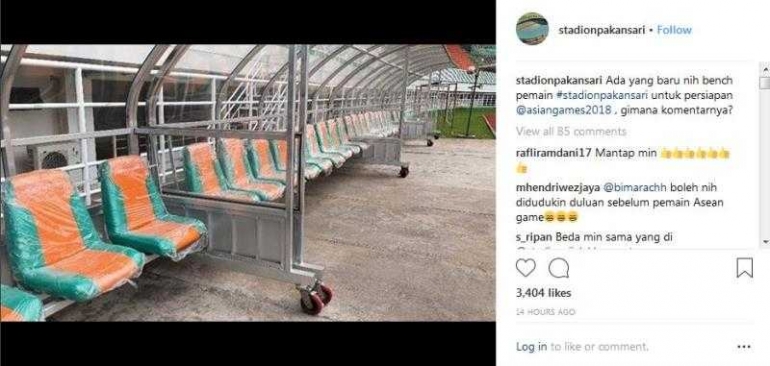 Bench pemain yang masih baru (sumber Instagram @stadionpakansari)