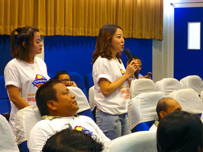 Beberapa peserta yang berkesempatan melempar pertanyaan: Jenny Linando. dokpri