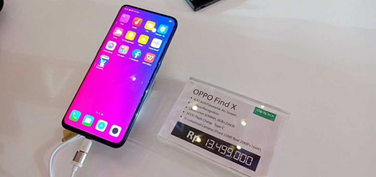 Deskripsi : Tampilan Muka OPPO Find X I Sumber Foto : dokpri