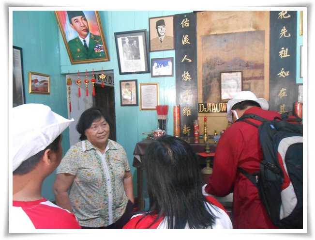 Ibu Japto sedang memberi penjelasan (Dokumentasi pribadi)