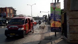 Suasana jalan Teuku Umar, Cibitung Bekasi dengan banner menyambut Asian Games 2018(dokpri)