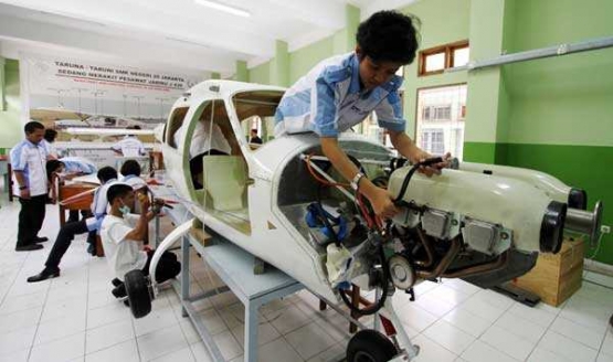 anak SMK diajar lebih kreatif (dok.harianterbit.com)