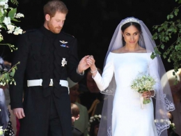 Pangeran Harry menjatuhkan pilihannya pada gadis non bangsawan dari Amerika Serikat, Meghan Markle, dan menikah pada bulan Mei 2018 lalu. (foto: thisisinsider)