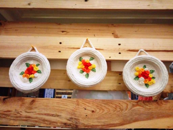 Hiasan Dinding komunitas UploadDIY Bandung, komunitas berbasis Instagram