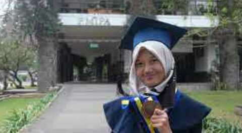 Herayati usai diwisuda (Foto:ITB.ac.id)