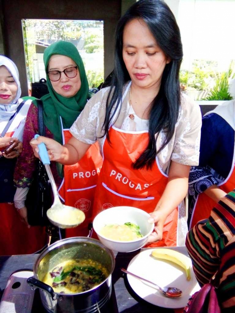 Yummy, Bubur Umbi Sehat, praktek langsung mengolahnya dengan benar, dan rasanya sangat yummy