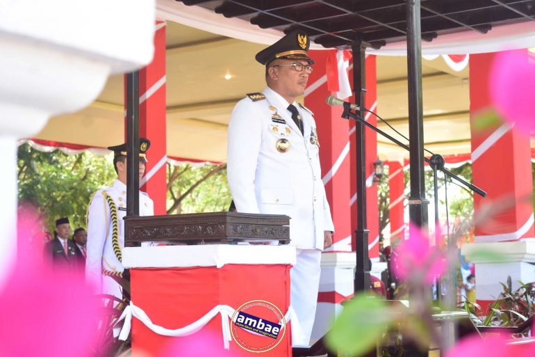 AFR bertindak sebagai Irup pada pengibaran Bendera Merah Putih dalam rangka HUT RI ke-73 tingkat Kabupaten Bantaeng (17/08/2018).