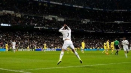 selebrasi gol khas Ronaldo (sumber tribunnews.com)