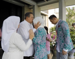 AHY dan Annisa Pohan berpamitan dengan Orang Tua - instagram agusyudhoyono