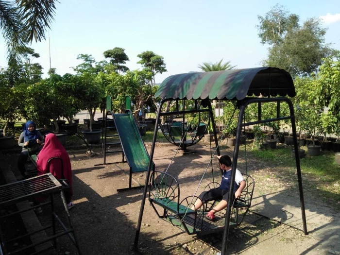 Arena permainan anak (dok.pribadi)