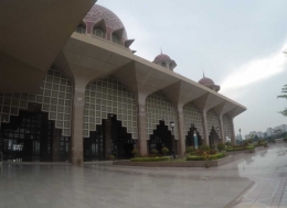Masjid Putra, Putrajaya, KL - Malaysia (koleksi pribadi)
