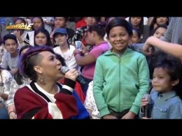 Vice Ganda yang memandu acara It's showtime. - ABS-CBN