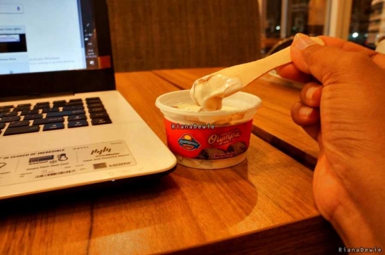 Es krim Campina Menjadi teman setia saat Bekerja (Dok.Pri)
