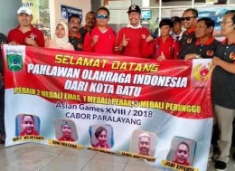 Ucapan selamat datang pahlawan olahraga Indonesia dari kota Batu|Foto Muhammad Aminuddin|Detik.com