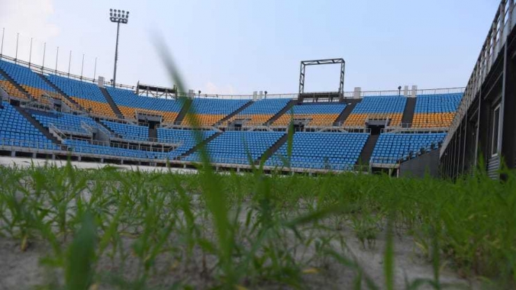 Stadion Bola Voli Indoor di Beijing yang mangkrak (cnn.com)