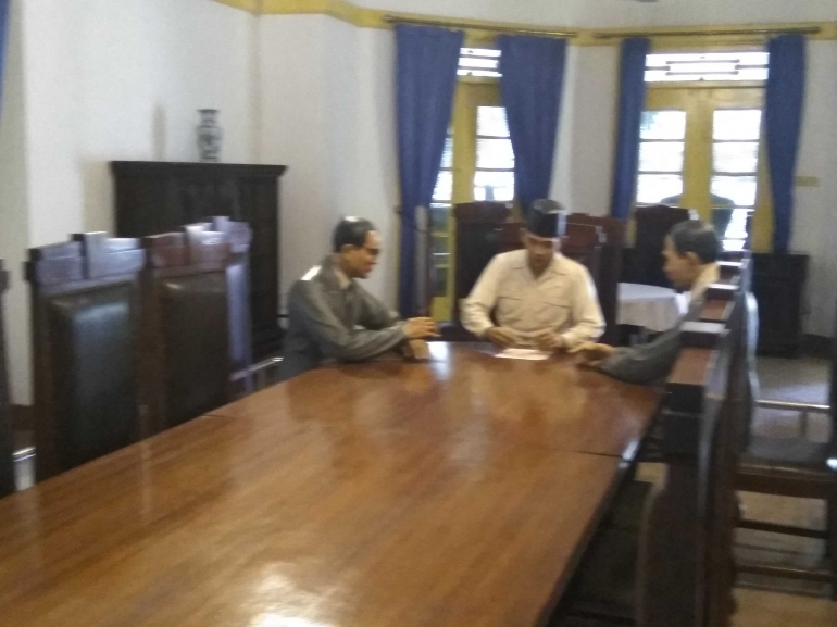 Ruang Pembahasan, Dokpri