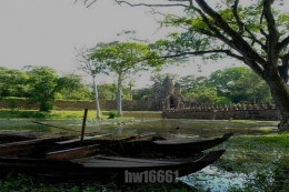 Pintu Gerbang Selatan Kota Kuno Angkor Thom (Dok. Pribadi)