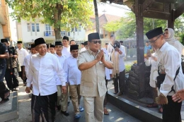 Prabowo Subianto Ziarahi makam Alm. Abdurrahman Wahid (06/09/2018)