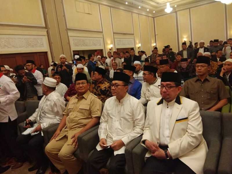 Prabowo saat menghadiri ijtima ulama 2018 (okezone.com).