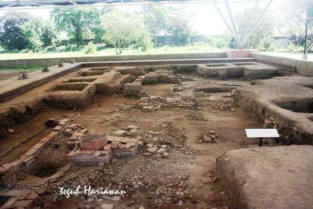 Temuan arkeologis hunian di Situs Segaran| Dokumentasi pribadi
