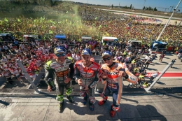 mereka yang happy di podium Misano (dok.MotoGP)