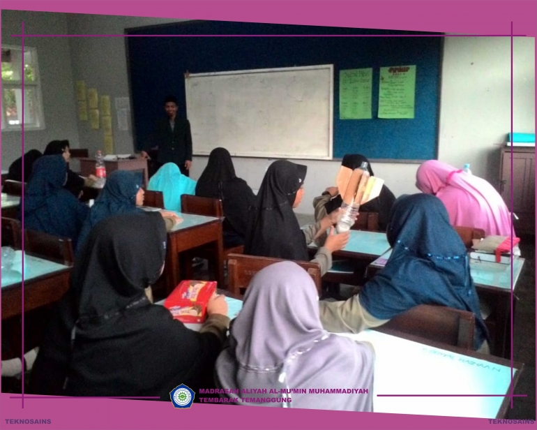 Kelas Teknosains Putri (Doc. MA Al-Mu'min Muhammadiyah Tembarak)