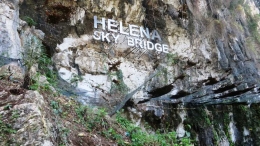 Helena Sky Bridge, Bantimurung (koleksi pribadi)