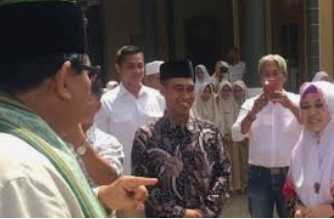                                                                                     Dialog berbahasa Inggris antara Prabowo dan santriawati(dok liputan2.com)