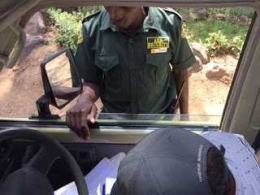 Pemeriksaan Surat Surat Untuk Masuk Amboseli Serena Hotel, dokpri