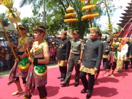 Kirab Agung Nuswantara 1952 Saka Tahun 2018 Di Trowulan Mojokerto