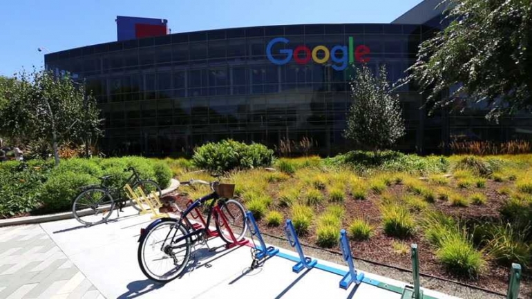 Kantor pusat google (sumber : Shutterstock.com).
