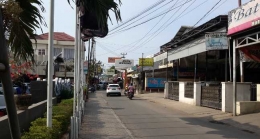 Kampung batik di ruas jalan utama (dok pribadi)