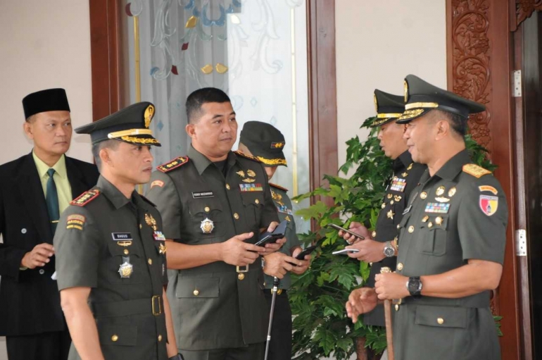 petinggi TNI Jatim sambut kunjungan Panglima TNI|http://www.kabarprogresif.com/