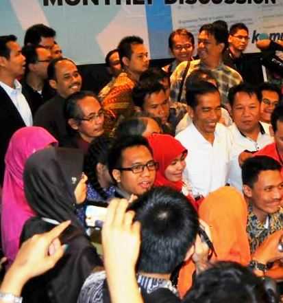 Dopri | Jokowi di antara Kompasianer di Ged Kompas Gramedia