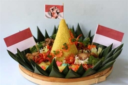Nasi Tumpeng Indonesia