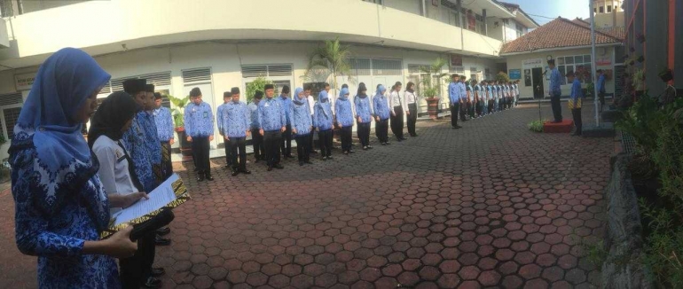Petugas dan Wargabinaan melaksanakan Upacara Hari Kesaktian Pancasila