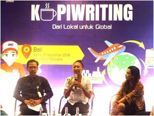 Ni Luh Ary Pertami Djelantik berbagi pengalaman / koleksi pribadi