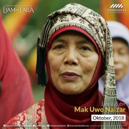Mak Uwo Naizar, perempuan yang dituakan di rumah gadang dalam film Liam dan Laila (sumber:www.liamdanlaila.com)