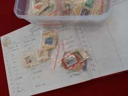 Dokumentasi pribadiPaket2 'used-stamps on  paper', yang aku bagikan untuk pengunjung yang berminat