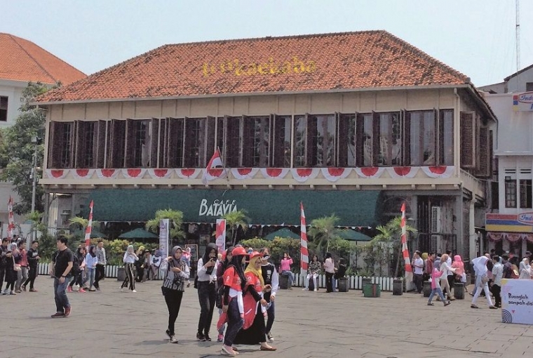 Cafe Batavia (Foto : @kaekaha)